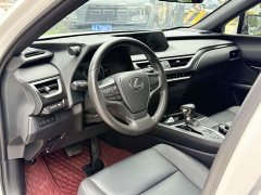 Lexus UX 2020 200 Special Edition - ფოტო 9