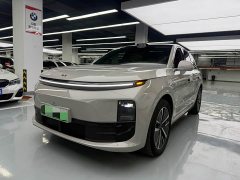 Li Auto L6 Max - ფოტო 1