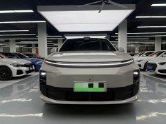 Li Auto L6 Max - ფოტო 2