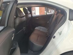 Toyota Corolla 2021 1.2T S-CVT Luxury - ფოტო 11