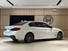 BMW 5 Series Plug-in Hybrid Facelift 535Le Pioneer Edition M Sport Package - ფოტო 13