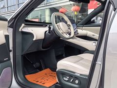 Xiaomi YU7 2025 Four-Wheel Drive Max Edition - ფოტო 10