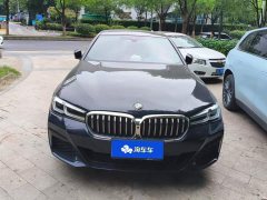 BMW 5 Series 530Li Luxury M Sport Package - ფოტო 2