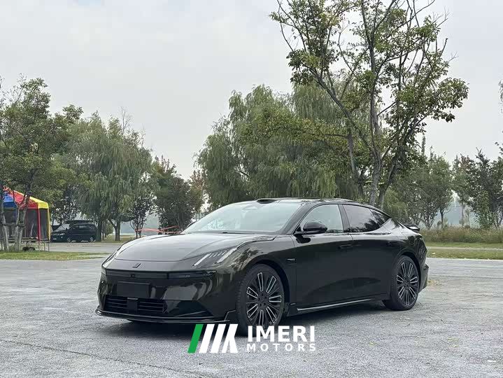 Lynk & Co 10 240 AWD Ultra Sport H7