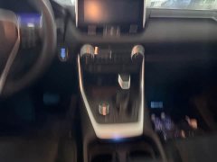 Toyota RAV4 2.5L E-CVTAWDFlagship Edition - ფოტო 16