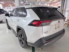 Toyota RAV4 2.5L E-CVTAWDFlagship Edition - ფოტო 17