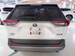 Toyota RAV4 2.5L E-CVTAWDFlagship Edition - ფოტო 18