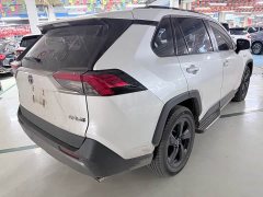 Toyota RAV4 2.5L E-CVTAWDFlagship Edition - ფოტო 19