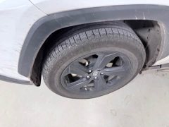 Toyota RAV4 2.5L E-CVTAWDFlagship Edition - ფოტო 5