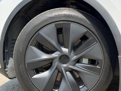 Tesla Model Y Rear-Wheel Drive - ფოტო 8