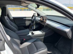 Tesla Model Y Rear-Wheel Drive - ფოტო 9