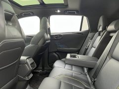 Lynk & Co Geely Lynk & Co 06 Renew 1.5T Halo - ფოტო 17