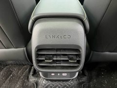 Lynk & Co Geely Lynk & Co 06 Renew 1.5T Halo - ფოტო 18