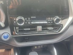 Toyota Highlander 2022 Hybrid 2.5L AWD Premium 7-Seater - ფოტო 7