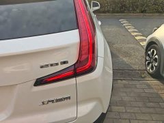 Cadillac XT4 28T FWD Luxury - ფოტო 7