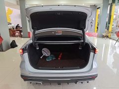 Geely Galaxy L6 EM-i 140km Explorer Edition - ფოტო 18