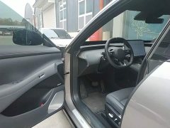 Xiaomi YU7 2025 Four-Wheel Drive Pro - ფოტო 15