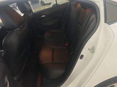 Toyota Corolla 2022 1.8L CVT Luxury - ფოტო 16