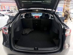 Tesla Model Y Long Range All-Wheel Drive - ფოტო 18