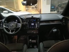 Volvo XC40 New Energy Long Range PRO - ფოტო 9