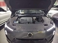 Volvo XC70 Plug-in Hybrid 2026 Two-Wheel Drive Long Range Core - ფოტო 19