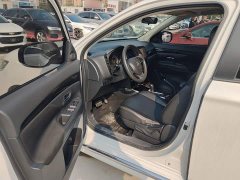 Mitsubishi Outlander 2.0L FWD Comfort 5-Seater - ფოტო 15