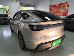 Tesla Model Y L Long Range All-Wheel Drive - ფოტო 4