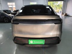 Tesla Model Y L Long Range All-Wheel Drive - ფოტო 5