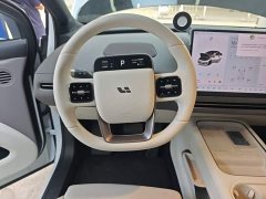Li Auto i6 Two-Wheel Drive Standard - ფოტო 10