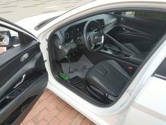 Hyundai Elantra 2023 1.5L CVT GLX Elite - ფოტო 15