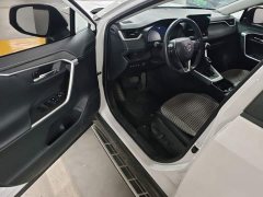 Toyota RAV4 2023 2.0L CVT FWD 20th Anniversary Platinum Edition - ფოტო 15