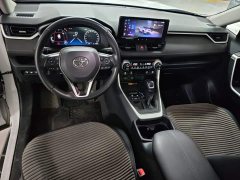 Toyota RAV4 2023 2.0L CVT FWD 20th Anniversary Platinum Edition - ფოტო 9