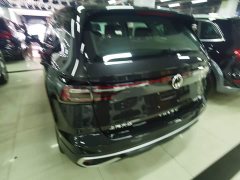 Volkswagen Touareg 300TSI Two-Wheel Drive Crescent Edition - ფოტო 4
