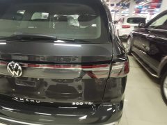 Volkswagen Touareg 300TSI Two-Wheel Drive Crescent Edition - ფოტო 7