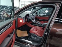 Porsche Cayenne 3.0T Platinum Edition - ფოტო 10