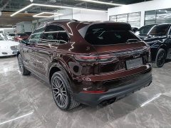 Porsche Cayenne 3.0T Platinum Edition - ფოტო 5