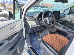 Toyota Sienna 2021 2.5L Hybrid Comfort Edition - ფოტო 14
