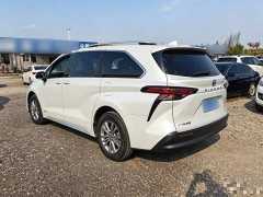 Toyota Sienna 2021 2.5L Hybrid Comfort Edition - ფოტო 4