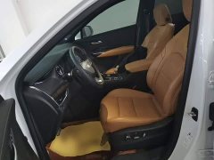 Cadillac XT4 2022 28T AWD Luxury - ფოტო 14