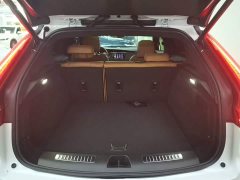 Cadillac XT4 2022 28T AWD Luxury - ფოტო 18