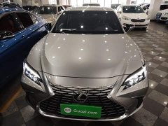 Lexus ES 200 Premium Edition - ფოტო 2