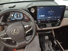 Lexus ES 200 Premium Edition - ფოტო 9