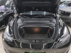Tesla Model Y Rear-Wheel Drive - ფოტო 19