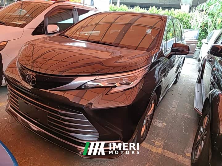 Toyota Sienna 2024 2.5L Hybrid AWD Luxury - ავტომობილი ჩინეთიდან