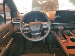 Toyota Sienna 2024 2.5L Hybrid AWD Luxury - ფოტო 10