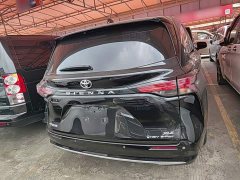 Toyota Sienna 2024 2.5L Hybrid AWD Luxury - ფოტო 5