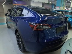 Tesla Model Y Long Range All-Wheel Drive - ფოტო 4