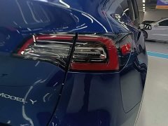 Tesla Model Y Long Range All-Wheel Drive - ფოტო 7