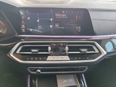 BMW X5 xDrive 30Li Luxury M Sport Package - ფოტო 12