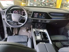 Audi Q6 40 TFSI quattro Guanyun Edition Yulin Package 7-seater - ფოტო 9